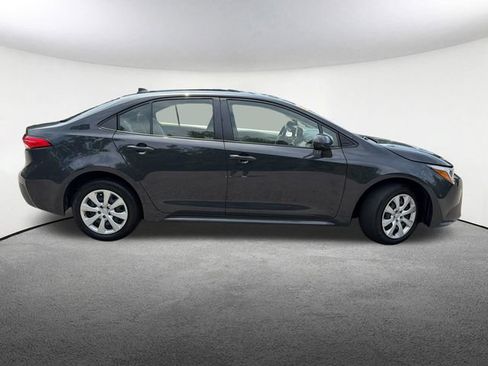 Certified 2025 Toyota Corolla LE FWD image 18
