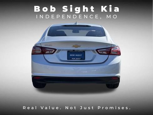 Used 2022 Chevrolet Malibu LT image 13