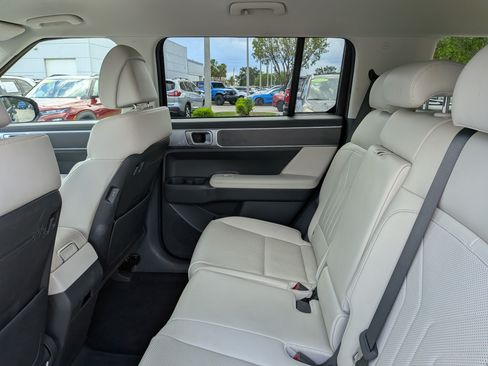 Used 2024 Hyundai Santa Fe SEL AWD/4WD image 15