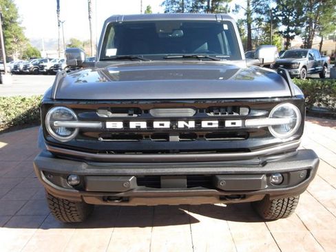 Certified 2022 Ford Bronco Outer Banks image 7