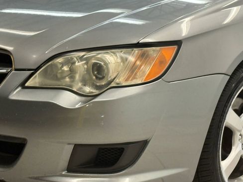 Used 2009 Subaru Legacy 2.5i Special Edition image 4
