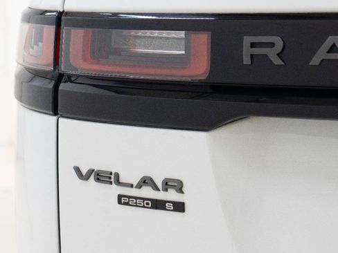 Used 2020 Land Rover Range Rover Velar R-Dynamic S image 16