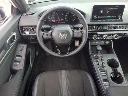 Used 2023 Honda Civic Sport image 11