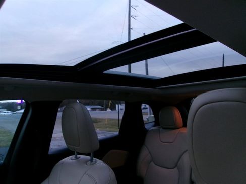 Used 2015 Jeep Grand Cherokee Limited image 14