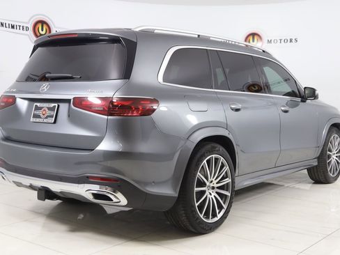 Used 2025 Mercedes-Benz GLS 450 4MATIC image 3