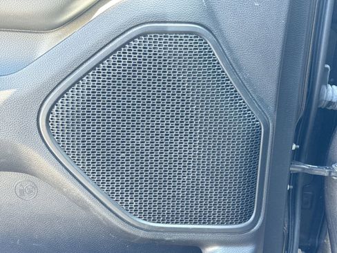 Used 2022 RAM 1500 Big Horn AWD/4WD image 32