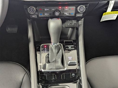 New 2026 Jeep Compass Latitude image 20