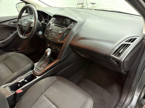 Used 2017 Ford Focus S FWD image 18
