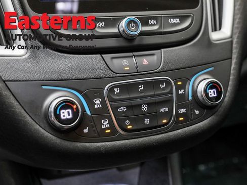 Used 2024 Chevrolet Malibu LT image 20