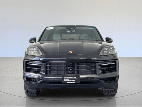 Certified 2025 Porsche Cayenne Coupe image 11
