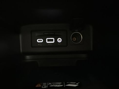 Used 2022 Chevrolet Equinox Premier image 23