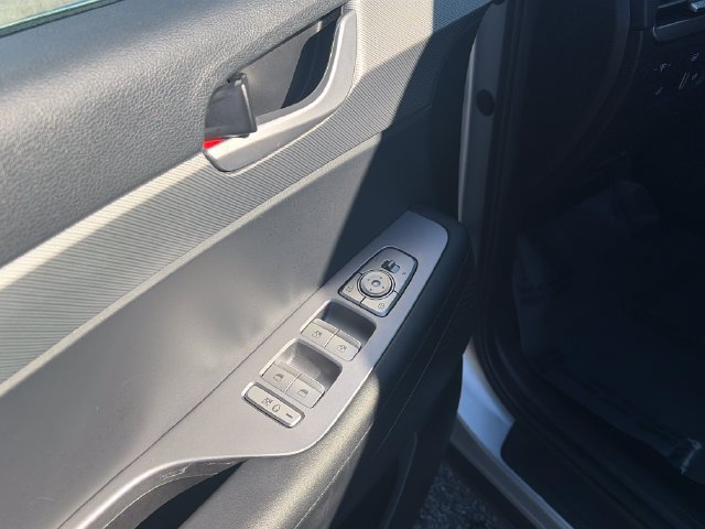Used 2025 Hyundai Palisade SEL AWD/4WD image 17