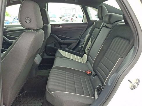 Certified 2024 Volkswagen Jetta Sport FWD image 13