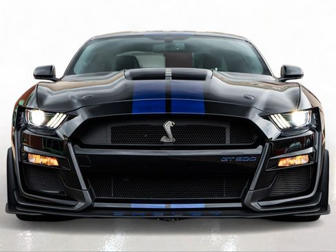 Used 2021 Ford Mustang Shelby GT500 w/ Carbon Fiber Track Pack RWD image 7