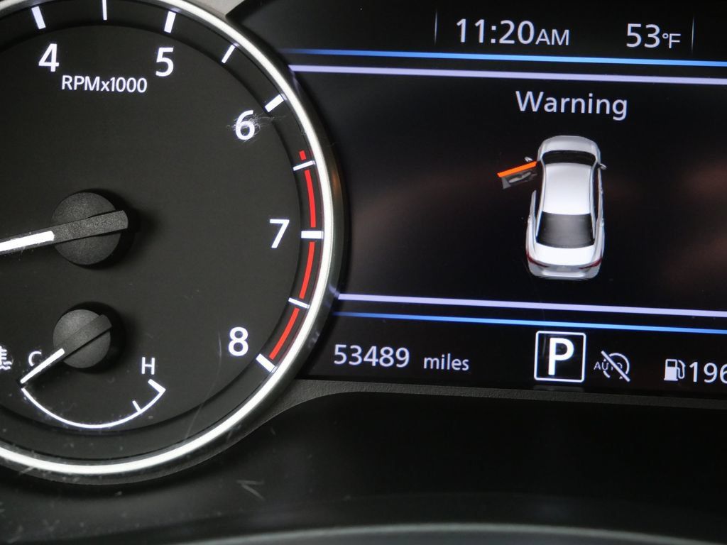 Used 2024 Nissan Sentra SV FWD image 30