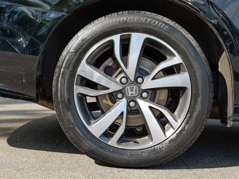 Used 2023 Honda Odyssey Touring image 10