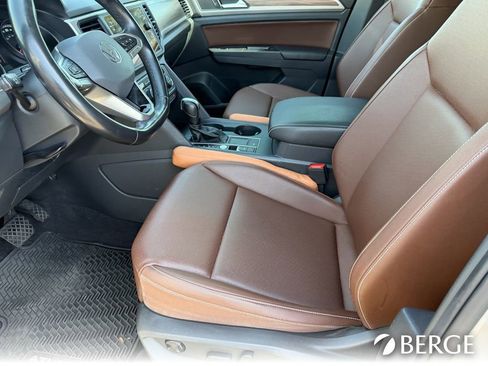 Used 2021 Volkswagen Atlas SE FWD image 21