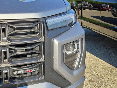 Used 2023 GMC Canyon AT4X AWD/4WD image 7