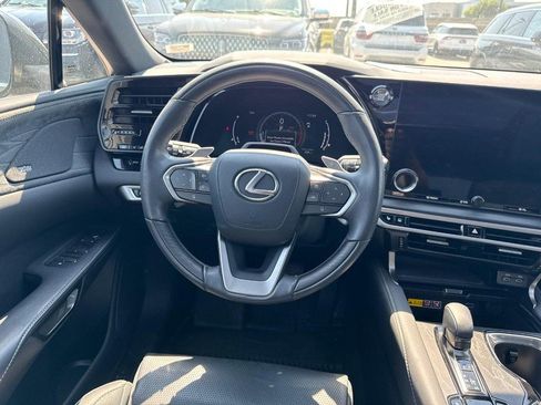 Used 2024 Lexus RX 350 AWD w/ Convenience Package image 10