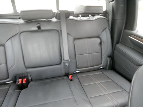 Used 2025 Chevrolet Silverado 3500 High Country w/ Technology Package image 14