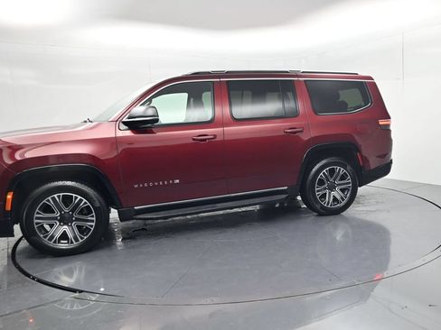 Used 2024 Jeep Wagoneer Series II AWD/4WD image 4
