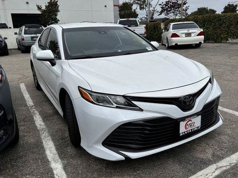 Certified 2020 Toyota Camry LE FWD image 1