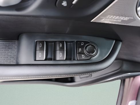 Used 2026 Buick Enclave Avenir w/ LPO, Floor Liner Package AWD/4WD image 25