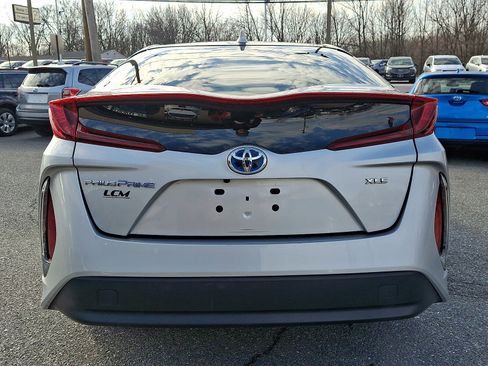 Used 2021 Toyota Prius Prime XLE image 5
