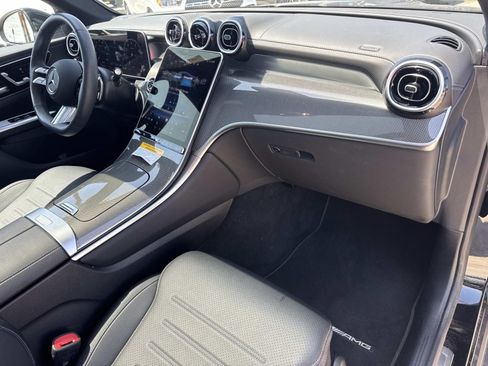 Used 2026 Mercedes-Benz GLC 300 image 10