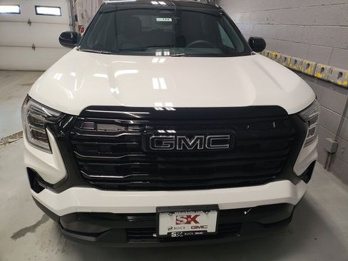 New 2026 GMC Terrain Elevation w/ Elevation Premium Package image 6