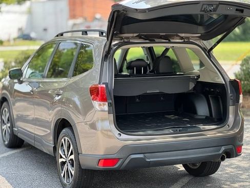 Used 2022 Subaru Forester Limited AWD/4WD image 41