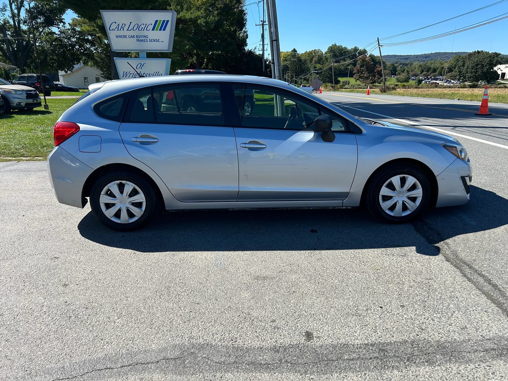 Used 2015 Subaru Impreza 2.0i AWD/4WD image 12