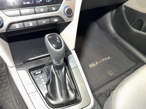 Used 2018 Hyundai Elantra Value Edition image 35