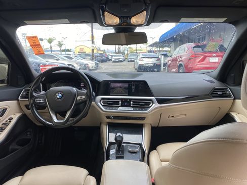 Used 2019 BMW 330i Sedan w/ Convenience Package image 22
