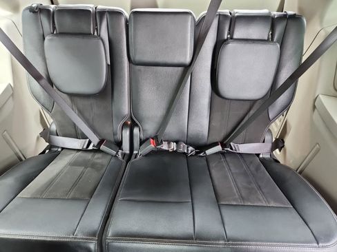 Used 2020 Dodge Grand Caravan SXT FWD image 28