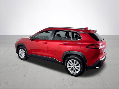 Used 2023 Toyota Corolla Cross LE w/ Moonroof Package image 8