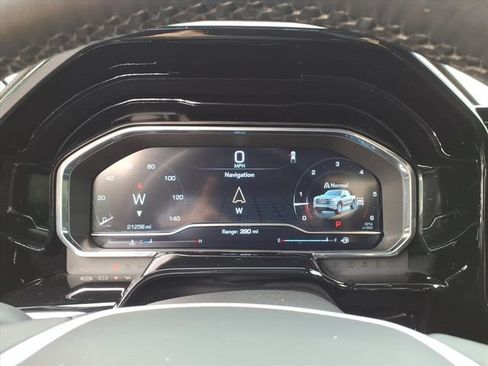 Used 2024 GMC Sierra 1500 Elevation AWD/4WD image 18