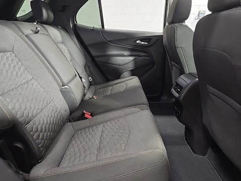 Used 2018 Chevrolet Equinox LT w/ Sun & Infotainment Package AWD/4WD image 30