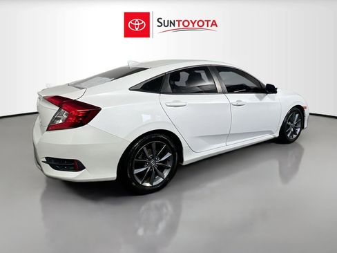 Used 2019 Honda Civic EX image 2