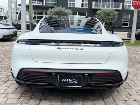 Used 2020 Porsche Taycan Turbo S image 18