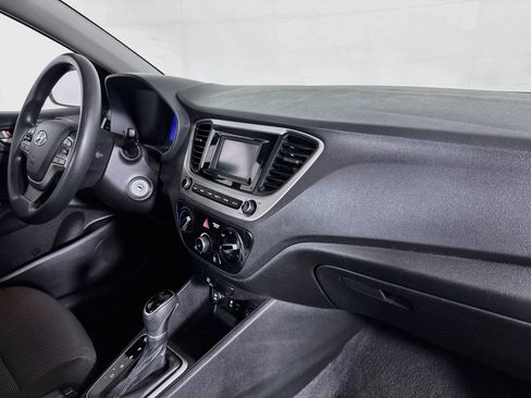 Used 2019 Hyundai Accent SE FWD image 27
