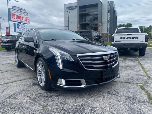 Used 2019 Cadillac XTS Luxury FWD image 2