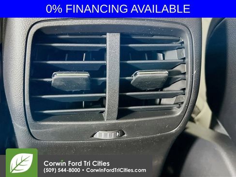 New 2025 Ford Escape SE w/ PHEV Premium Package image 30