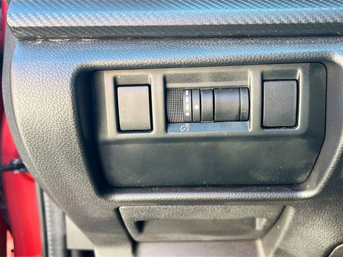 Used 2024 Subaru Crosstrek 2.5i Limited w/ Popular Package #4A image 10