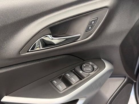 New 2026 Chevrolet Trax LS w/ LS Convenience Package FWD image 14