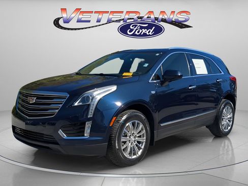 Used 2017 Cadillac XT5 Luxury w/ Driver Awareness Package image 1