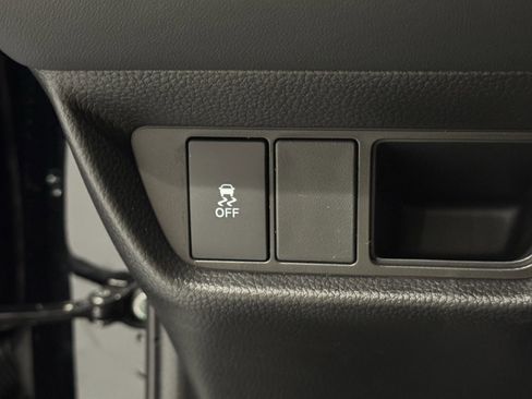 New 2026 Honda HR-V LX image 25