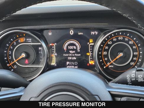 Used 2022 Jeep Wrangler Unlimited Sport AWD/4WD image 25