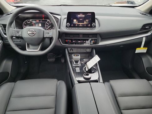 New 2026 Nissan Rogue SV image 27