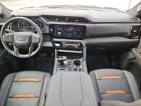 Used 2023 GMC Sierra 1500 AT4 w/ AT4 Preferred Package AWD/4WD image 12